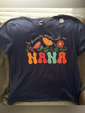 Nana Floral Graphic Tee - Navy
